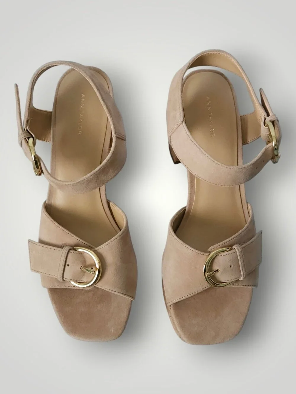 Ann‎ Taylor Suede Cork Platform Sandals Women's 8M Tan Nude Block Heel Buckle